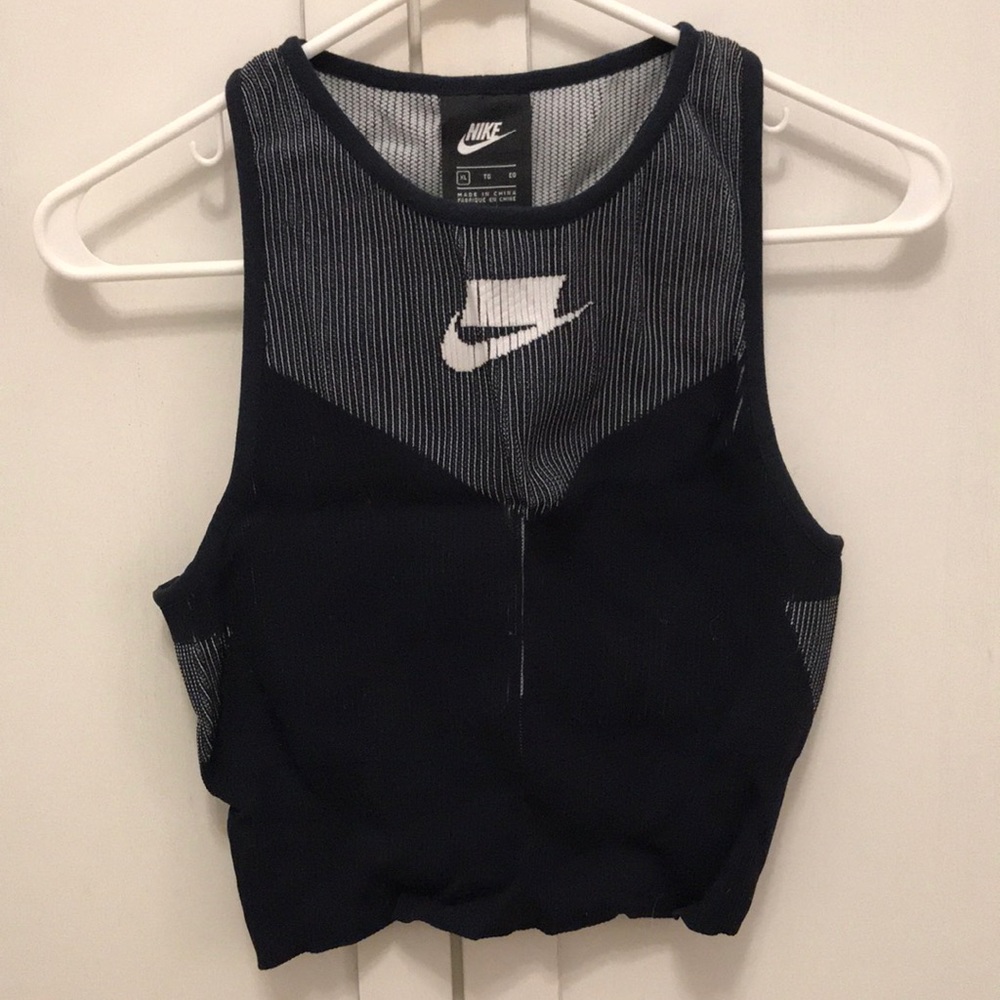 Nike Top